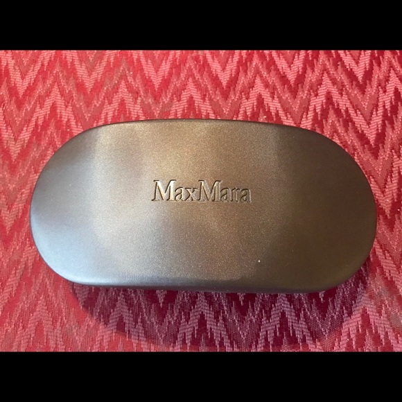 Max Mara Sunglasses. - Picture 4 of 4